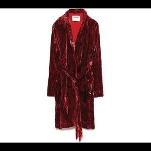 L'AGENCE Cressida Crushed Velvet Robe